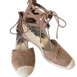 DV Dolce Vita Taupe & Beige Suede Wedge Sandal, 11